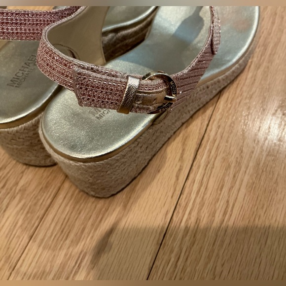 ✨Michael Kors Laney Sparkle Pink & Gold Espadrille Wedge Sandals💖 - Picture 3 of 12